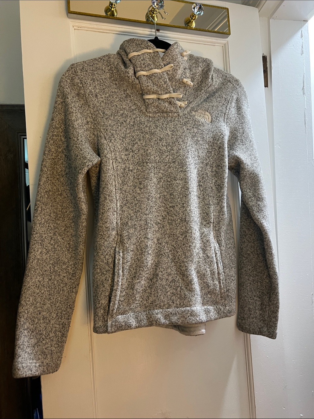 The North Face Women's Heather Gray Toggle Pullover
